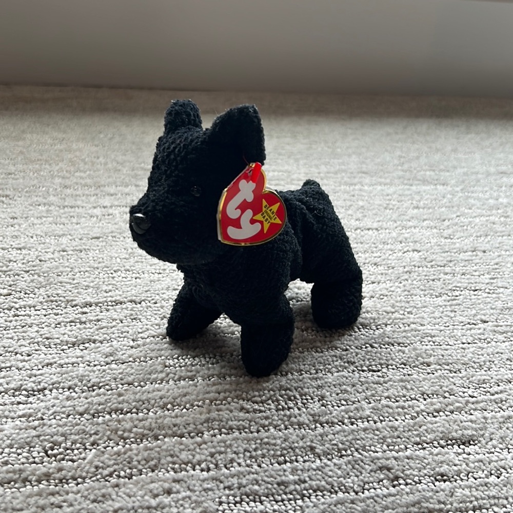 Ty Beanie Babies Scottie the Dog.  Hang tag error!!